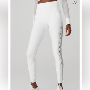 COPY - Alo Yoga Seamless High-Waist 7/8 Open Air Legging - White